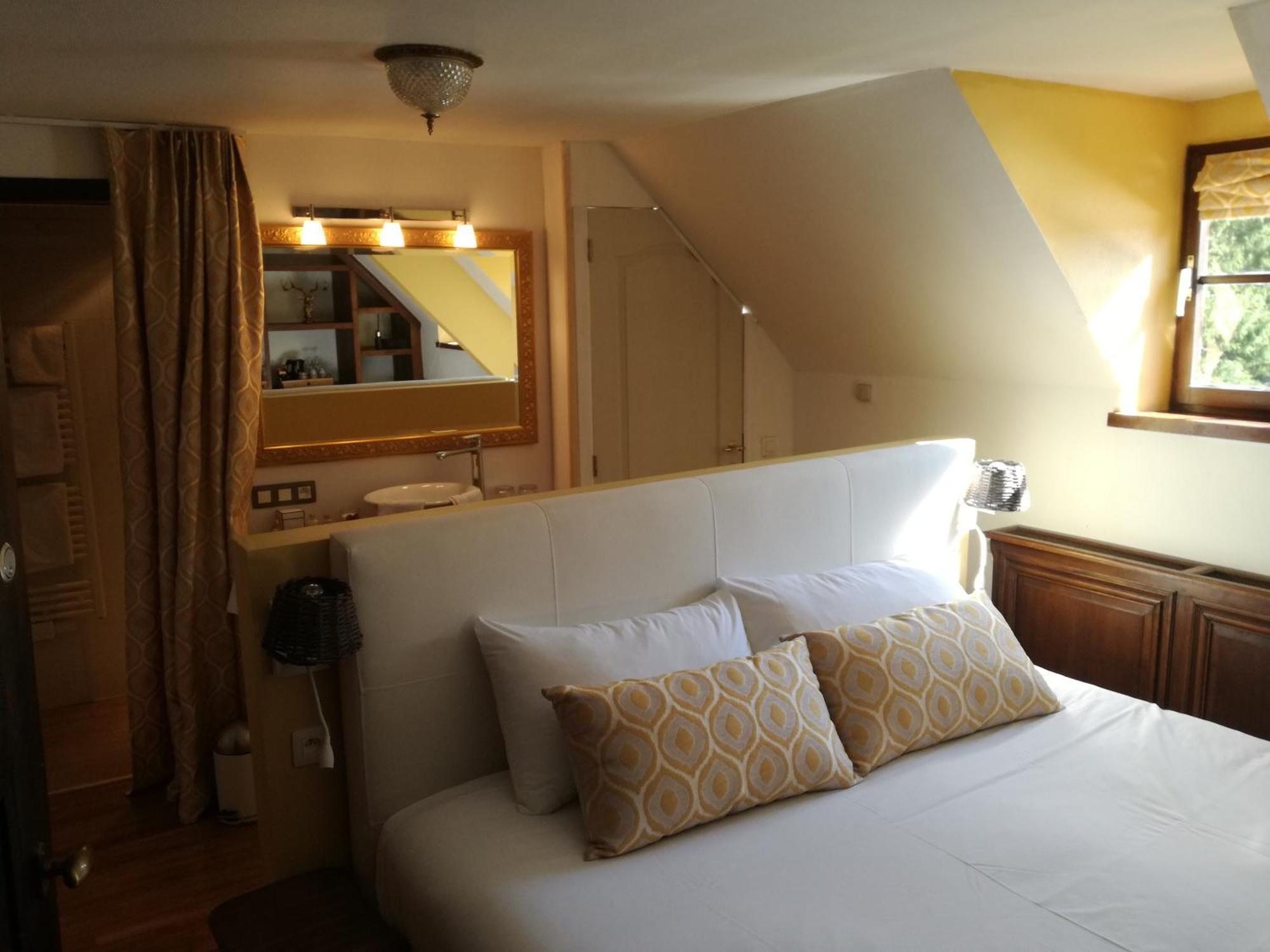 Bed and Breakfast La Bergerie De Lives Намюр Номер фото